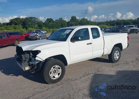 2017 Toyota Tacoma Sr z USA, uszkodzony, nr VIN 5TFRX5GN2HX095861